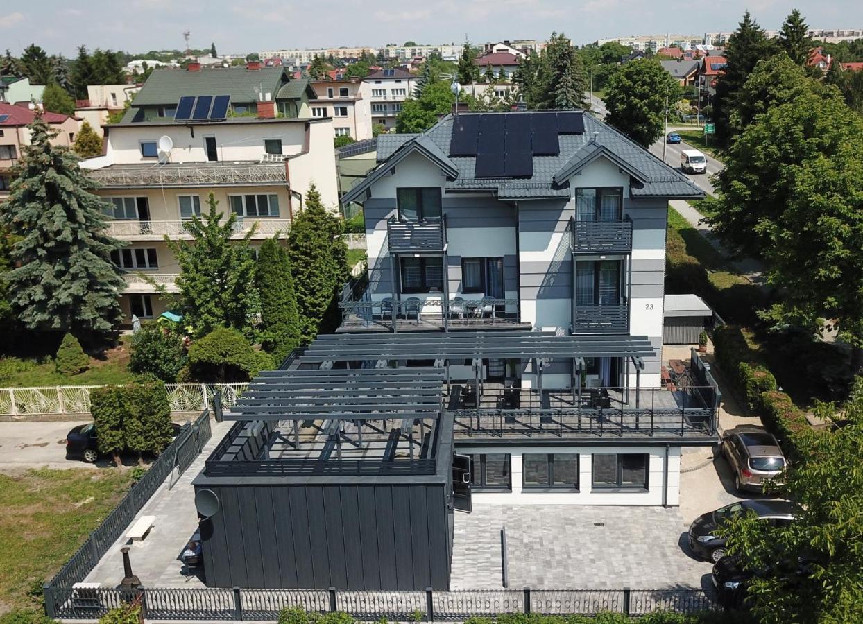 Willa Marcel Park Villa Busko-Zdroj Bagian luar foto